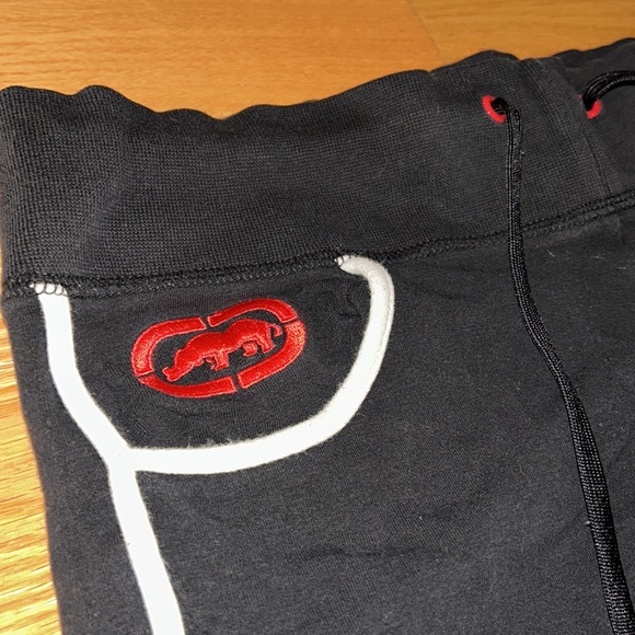 Eckored Capri Joggers - Picture 2 of 4